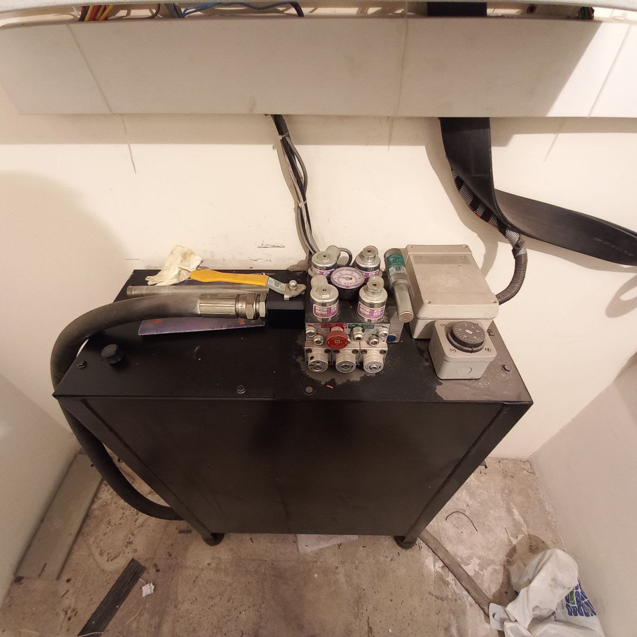 نصب و راه اندازی آسانسور های هیدرولیک با متریال درجه یک